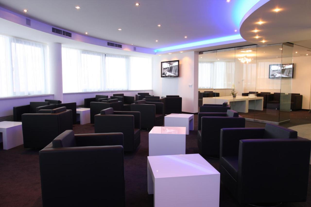 Tempus Club Garni Hotel Bratislava Exterior photo