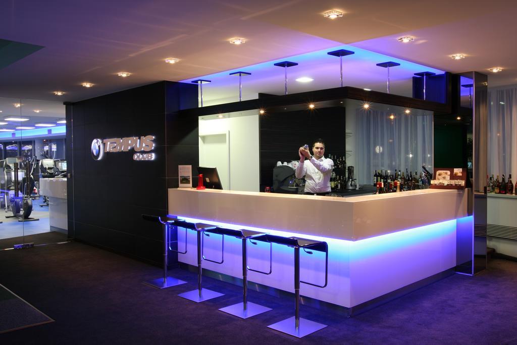 Tempus Club Garni Hotel Bratislava Exterior photo